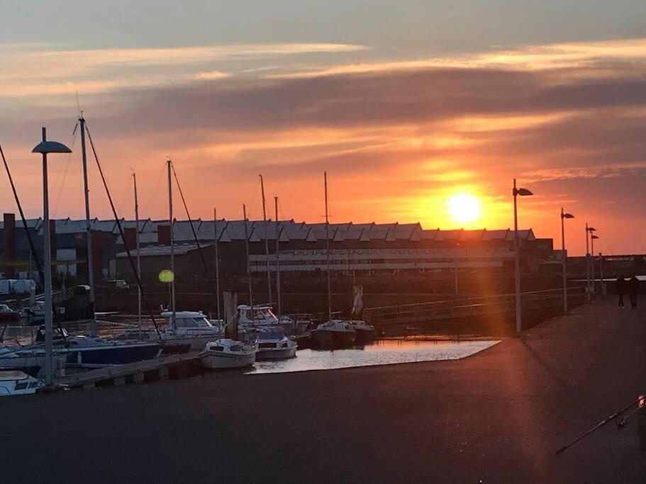 Duplex, Le Citadin Lägenhet Cherbourg-en-Cotentin Exteriör bild